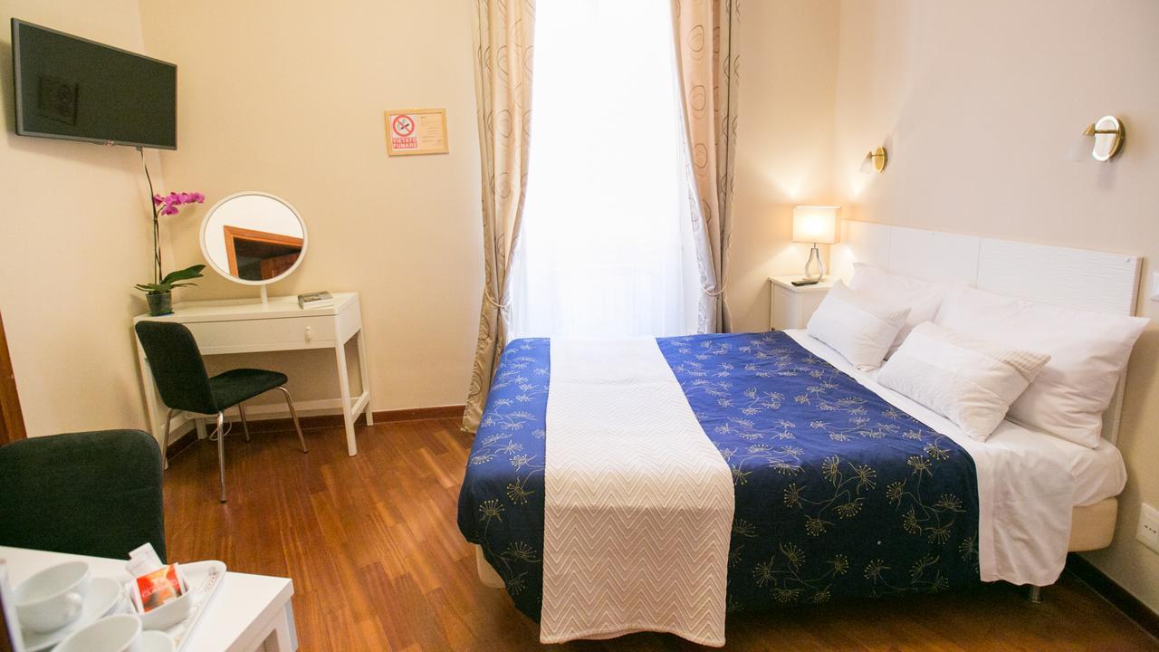 Hotel Martino Ai Monti Rome Bagian luar foto