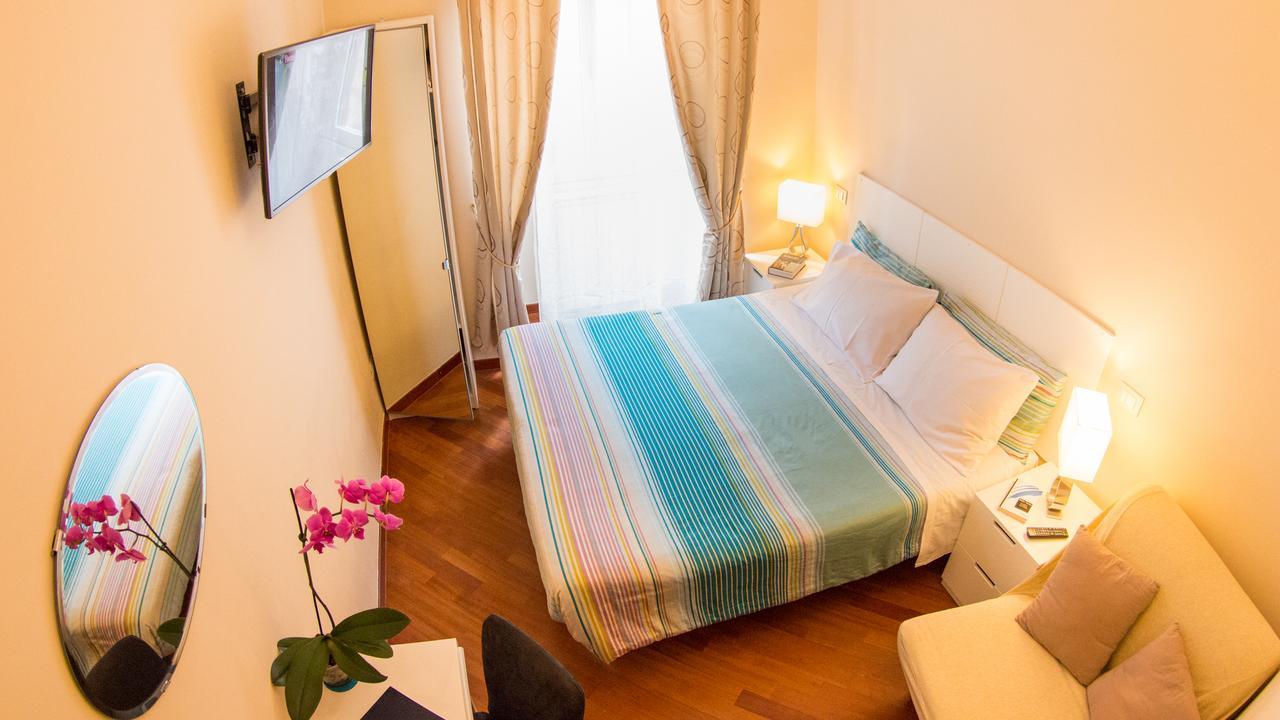Hotel Martino Ai Monti Rome Bagian luar foto